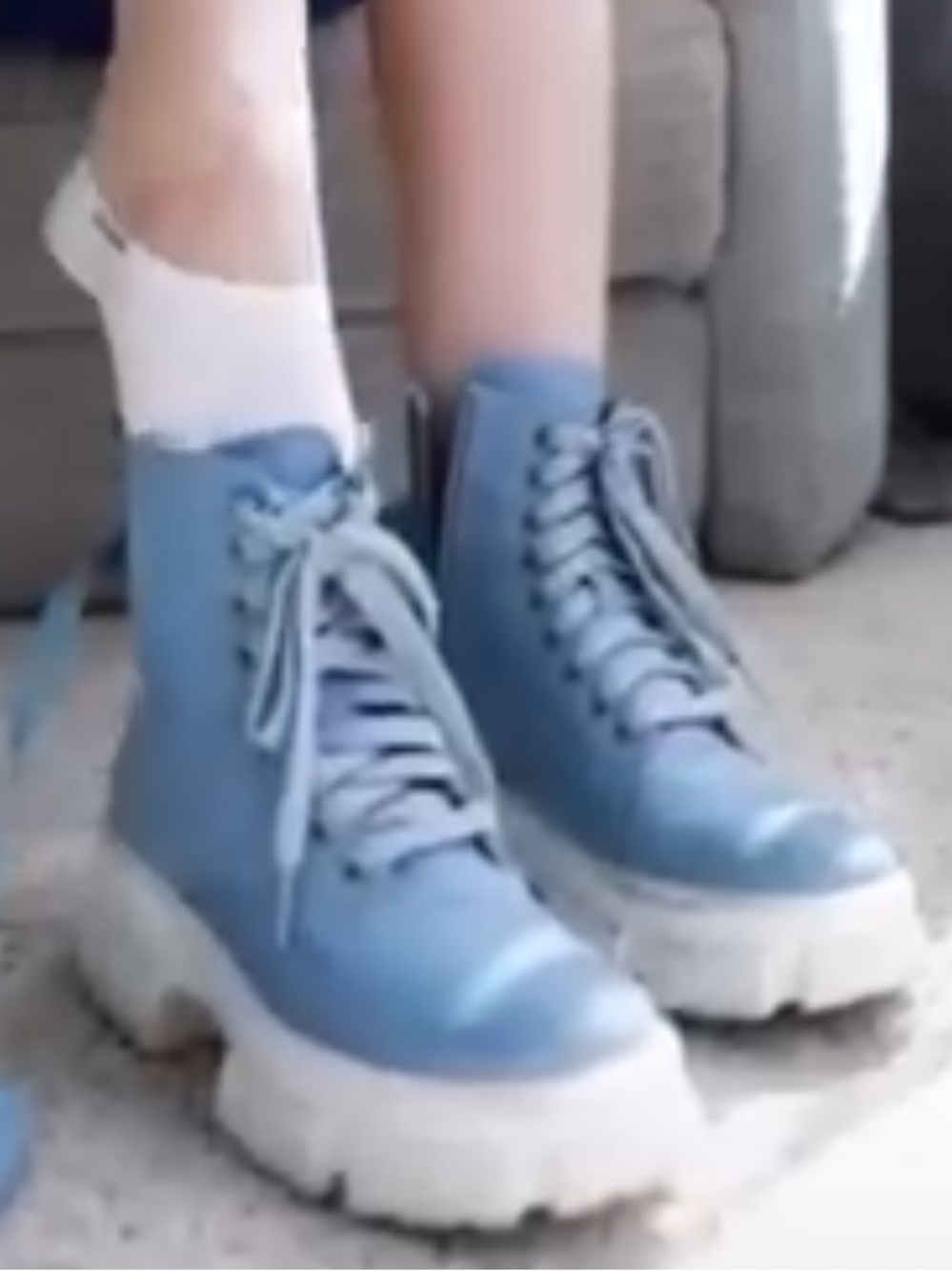 Steve Madden Tanker P Light Blue Lace-Up Women's combat Boots white soles Sz 9.5